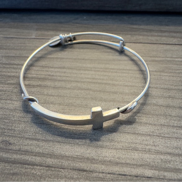 Women Alex and Ani Spiritual Armor Cross Inline Charm Bangle Bracelet - Picture 4 of 4